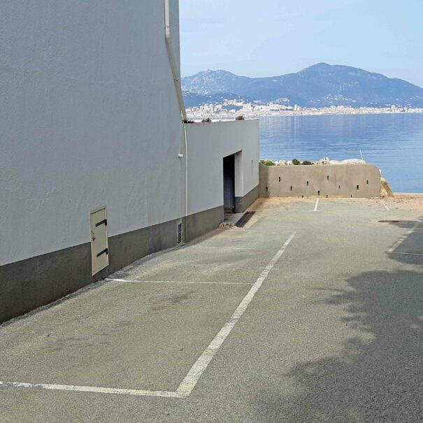 25-t3d-corsica-porticcio-parking-acces-plage
